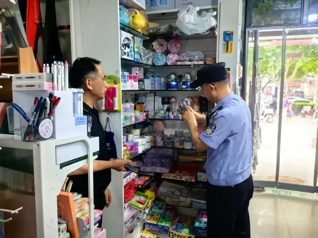 护航中考 | “警”随中考,全力以“护”!包河公安护航梦想启程!-第4张图片-四季读书网 护航中考 | “警”随中考,全力以“护”!包河公安护航梦想启程!-第4张图片-四季读书网