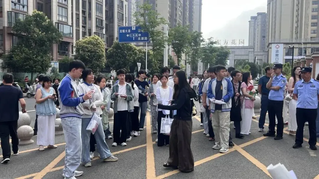 今日,中考开考!加油,滁州少年!-第30张图片-四季读书网