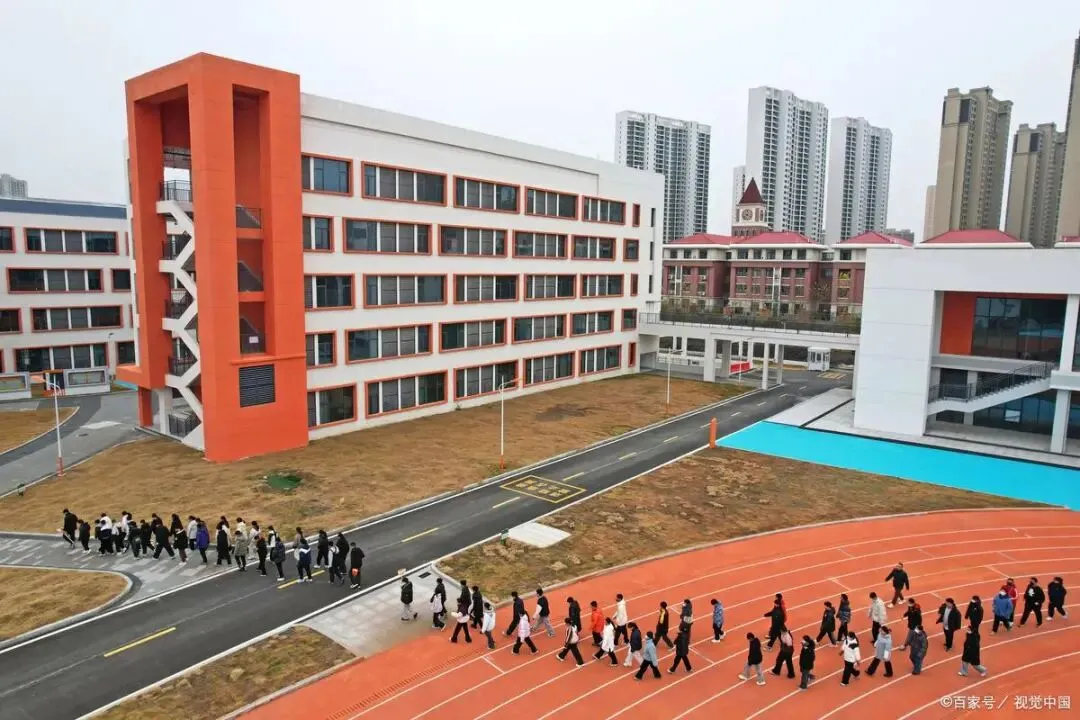 别再卷了!海岛县取消中考选拔,全员直升普高给教改上了震撼一课-第6张图片-四季读书网 别再卷了!海岛县取消中考选拔,全员直升普高给教改上了震撼一课-第6张图片-四季读书网