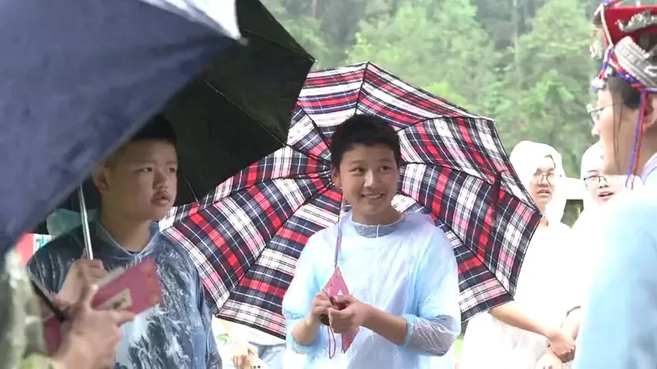 中考加油!莲都学子走进东西岩-第6张图片-四季读书网 中考加油!莲都学子走进东西岩-第6张图片-四季读书网