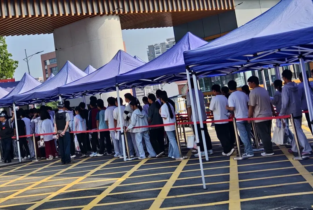直击明光中考首日!-第10张图片-四季读书网