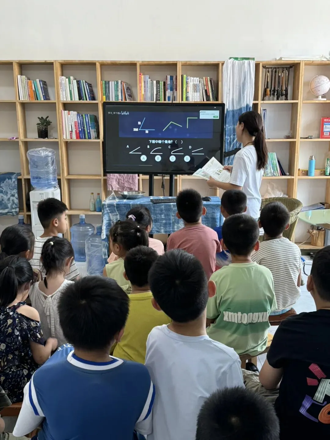 七彩托管校庆十五周年!“押中”2026中考真题!七彩暑假班火热报名中!-第13张图片-四季读书网 七彩托管校庆十五周年!“押中”2026中考真题!七彩暑假班火热报名中!-第13张图片-四季读书网