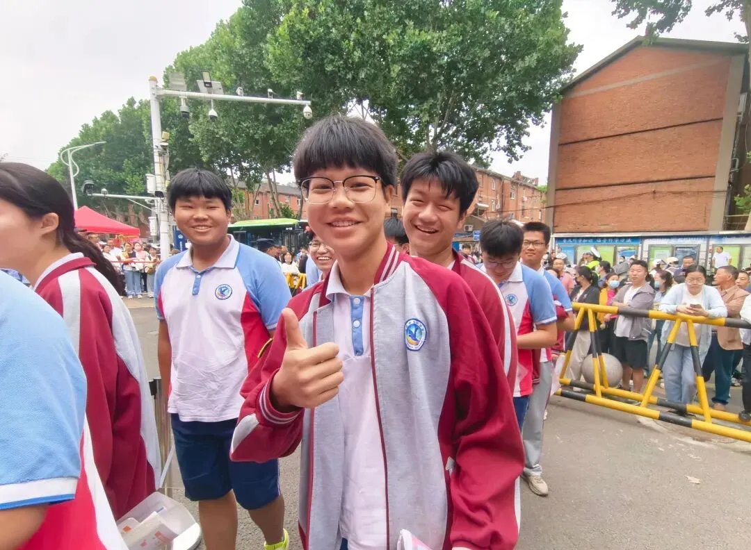 今天,2026淮安中考开考!-第12张图片-四季读书网 今天,2026淮安中考开考!-第12张图片-四季读书网