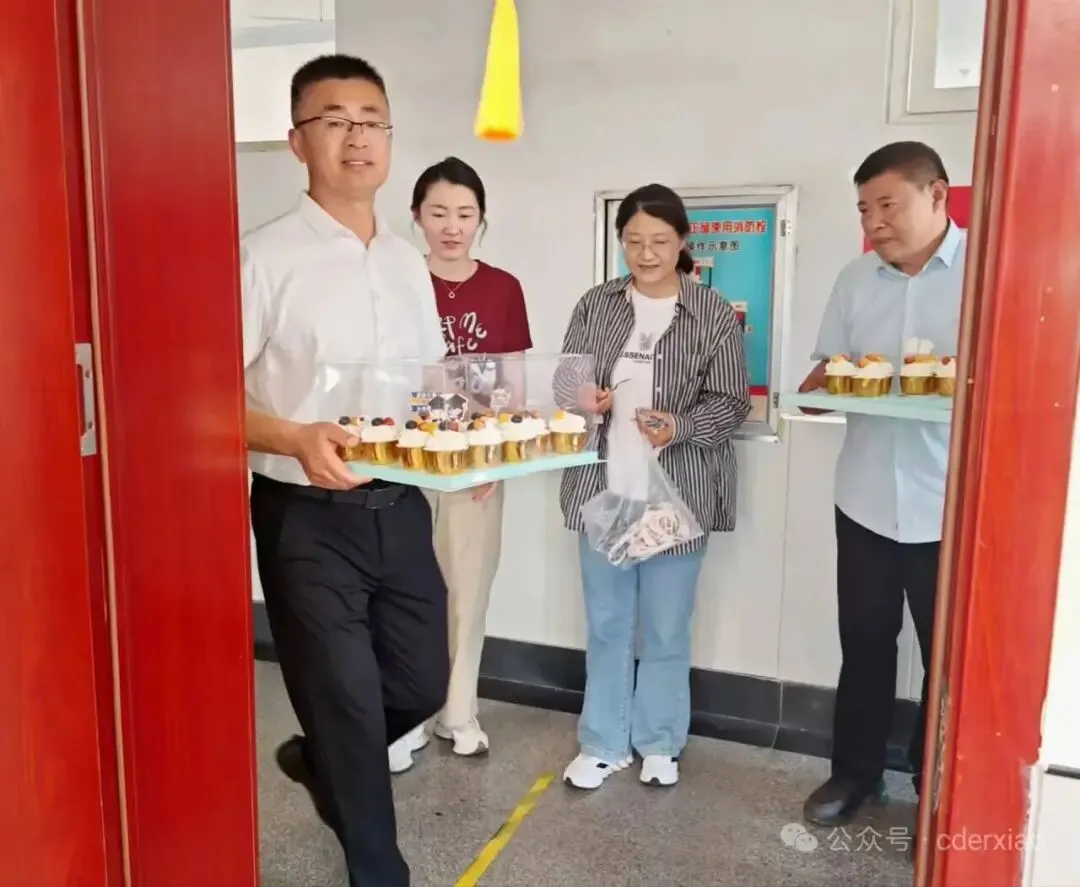 【全环境立德树人·中考纪实】少年扶摇正当时 笔揽星河赴青云——长岛第二实验学校暖心送考,为学子助威-第3张图片-四季读书网
