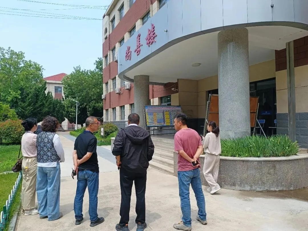 【全环境立德树人·中考纪实】少年扶摇正当时 笔揽星河赴青云——长岛第二实验学校暖心送考,为学子助威-第29张图片-四季读书网
