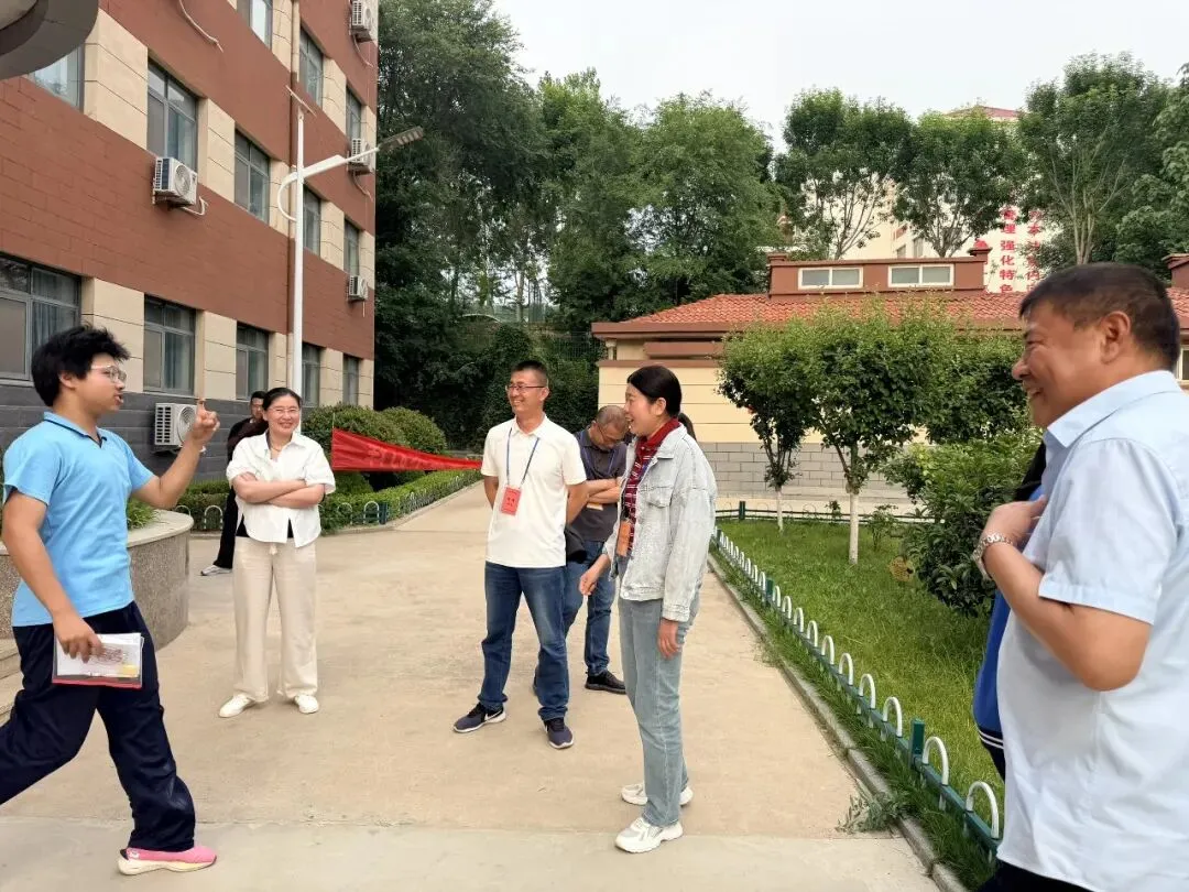【全环境立德树人·中考纪实】少年扶摇正当时 笔揽星河赴青云——长岛第二实验学校暖心送考,为学子助威-第33张图片-四季读书网