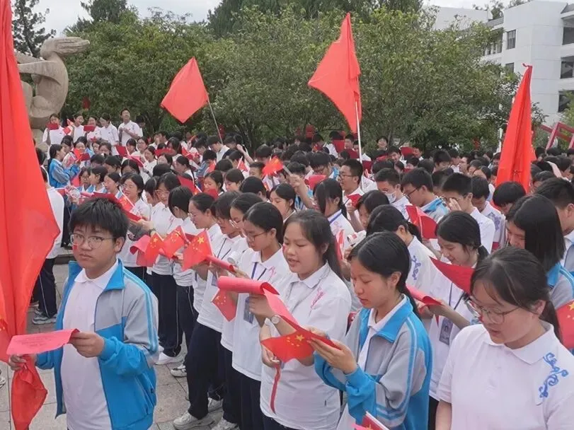 南平学子为中考青春放歌!-第8张图片-四季读书网 南平学子为中考青春放歌!-第8张图片-四季读书网