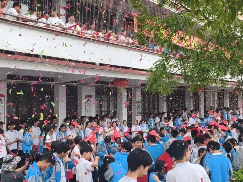 南平学子为中考青春放歌!-第16张图片-四季读书网 南平学子为中考青春放歌!-第16张图片-四季读书网