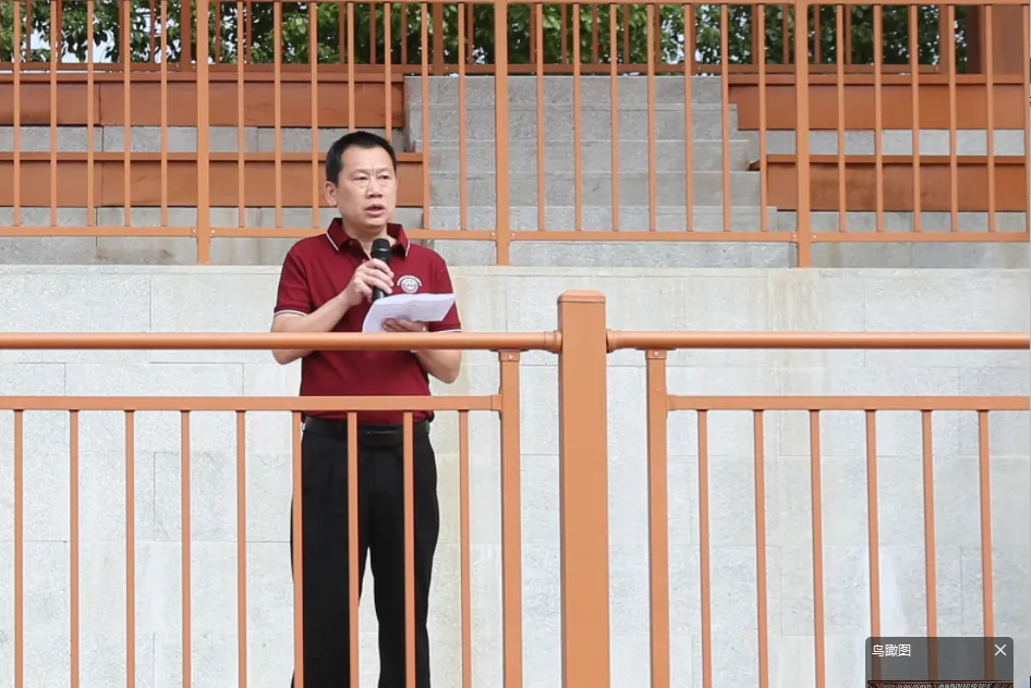 凌云少年志,逐梦六月天——湖南中学举行中考壮行主题升旗仪式-第21张图片-四季读书网 凌云少年志,逐梦六月天——湖南中学举行中考壮行主题升旗仪式-第21张图片-四季读书网