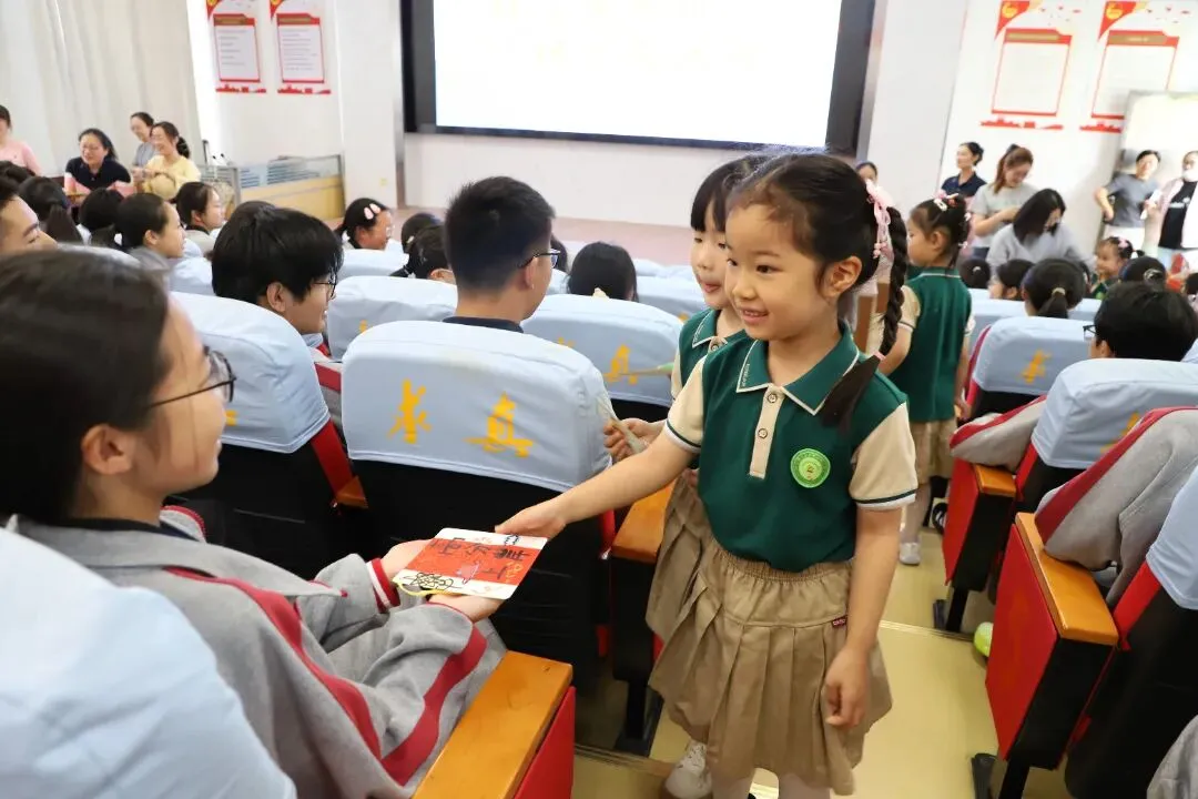 为青春加冕,中考加油!-第21张图片-四季读书网 为青春加冕,中考加油!-第21张图片-四季读书网