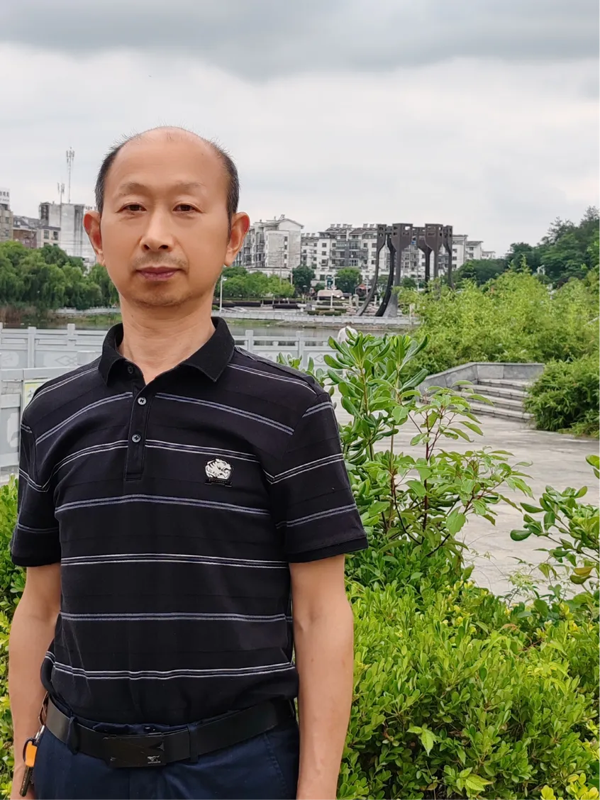 【中考下水文】最甜的果子在树梢 | 吴在荣-第5张图片-四季读书网