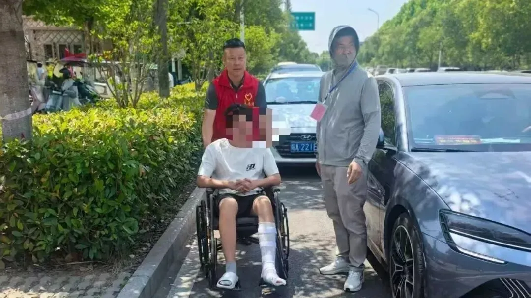 暖心护航中考!阜南爱心力量为受伤考生撑起追梦路-第5张图片-四季读书网