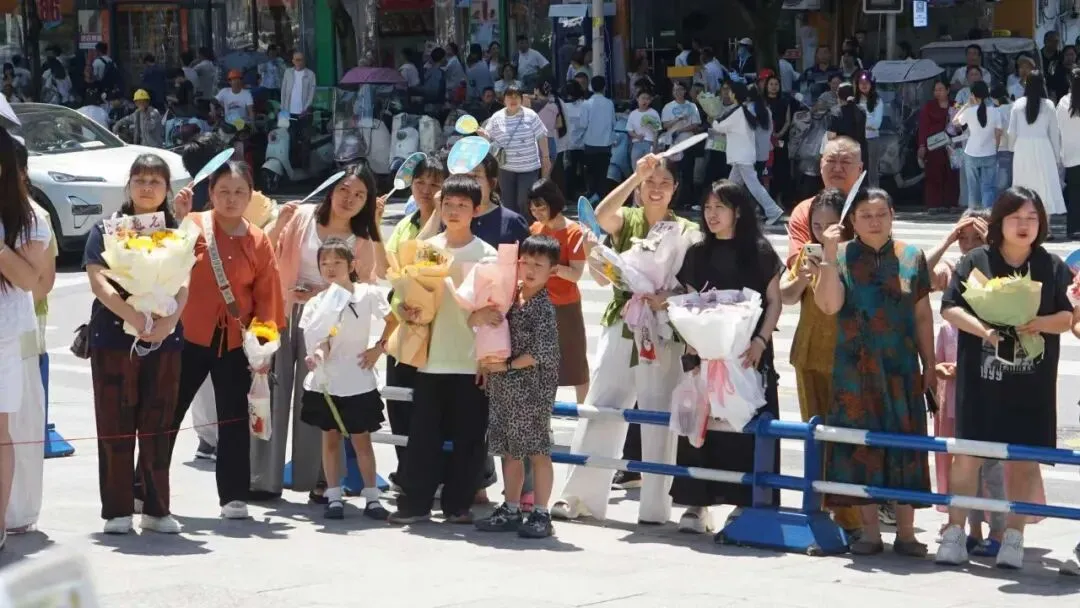 中考收官!云阳少年踏浪启新程~-第17张图片-四季读书网 中考收官!云阳少年踏浪启新程~-第17张图片-四季读书网