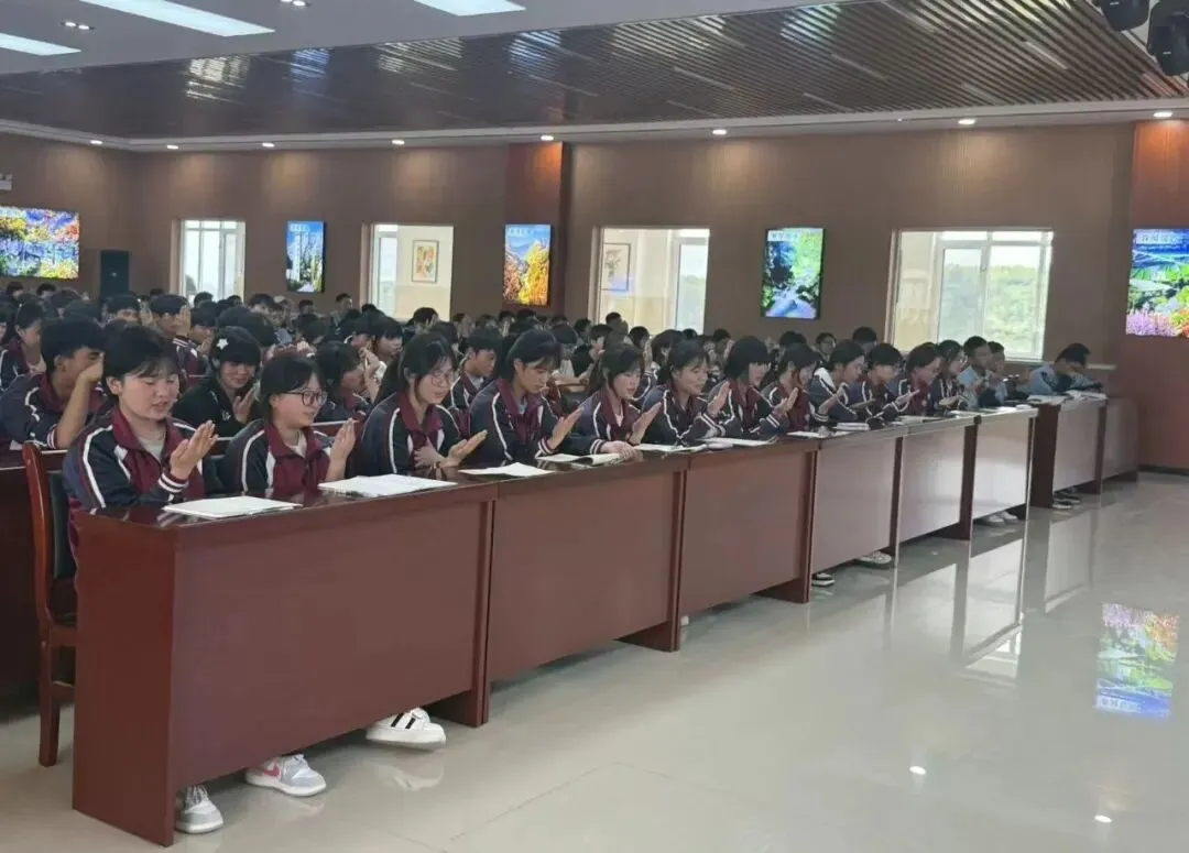 从容冲刺,圆梦中考|泾源县第二中学开展中考减压赋能心理健康专题讲座-第5张图片-四季读书网 从容冲刺,圆梦中考|泾源县第二中学开展中考减压赋能心理健康专题讲座-第5张图片-四季读书网