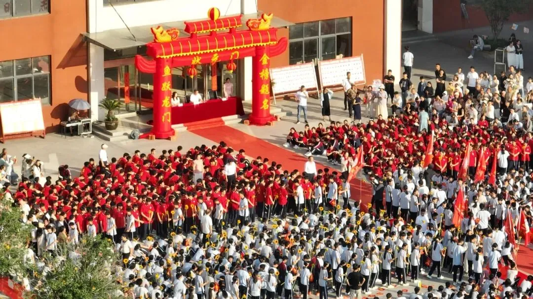 临泉中考前一天,这所学校刷屏了!-第4张图片-四季读书网