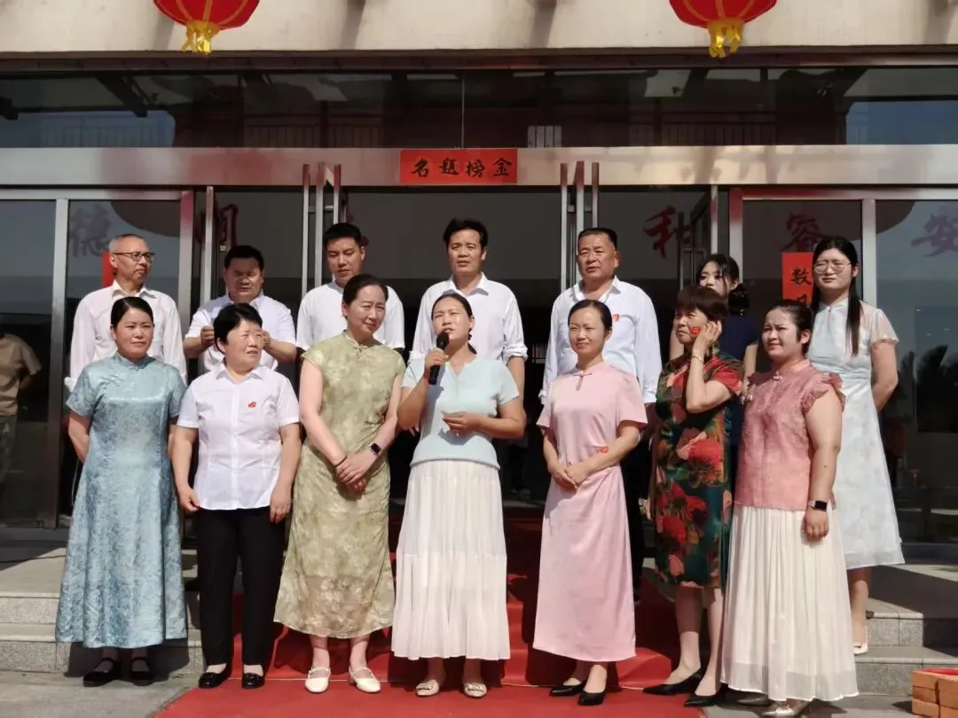 临泉中考前一天,这所学校刷屏了!-第43张图片-四季读书网