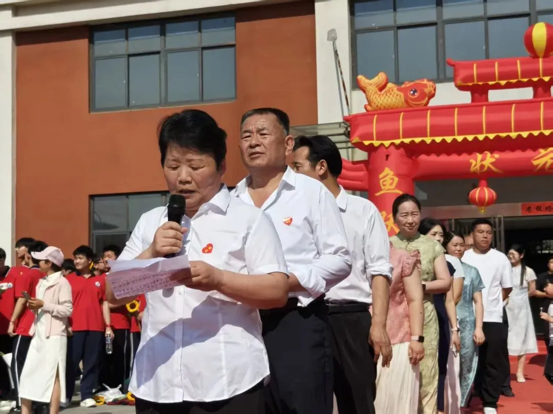 临泉中考前一天,这所学校刷屏了!-第44张图片-四季读书网
