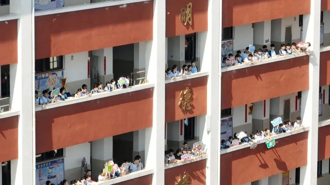 临泉中考前一天,这所学校刷屏了!-第52张图片-四季读书网