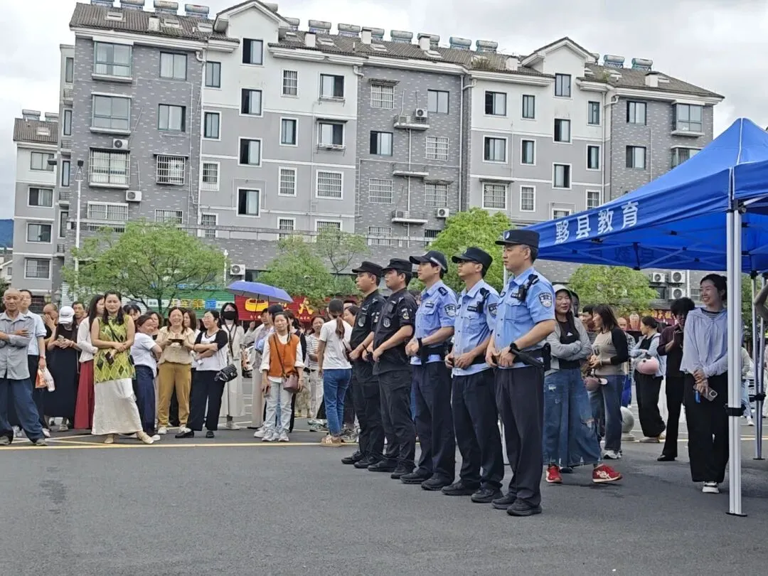 “警”随中考,平安护航-第3张图片-四季读书网