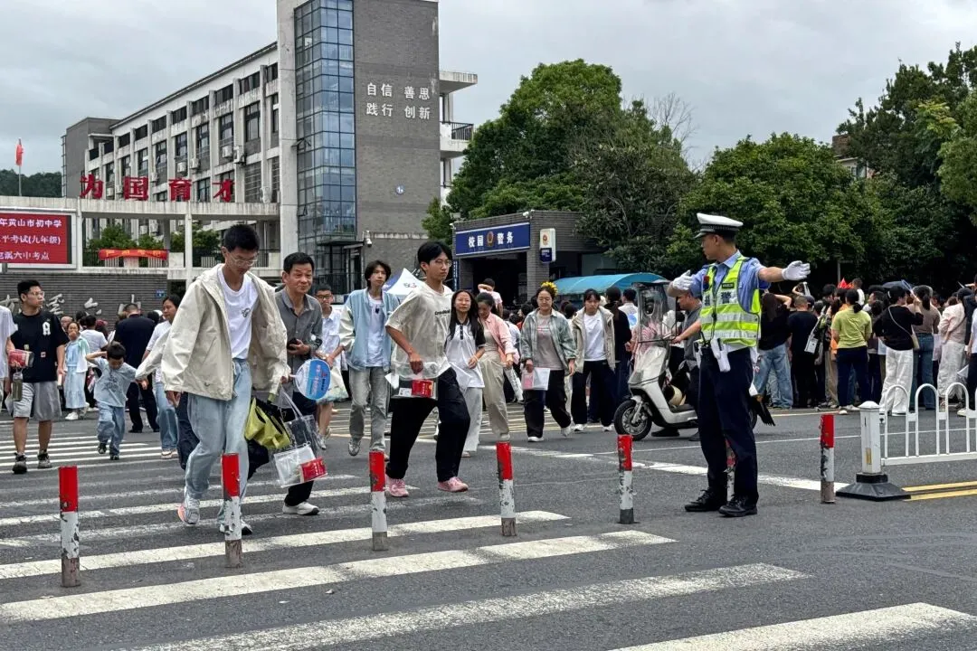 “警”随中考,平安护航-第4张图片-四季读书网