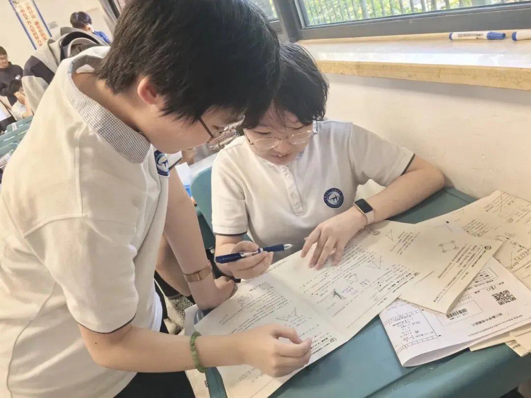 中考加油丨六月砺锋芒,提笔赴荣光-第40张图片-四季读书网 中考加油丨六月砺锋芒,提笔赴荣光-第40张图片-四季读书网