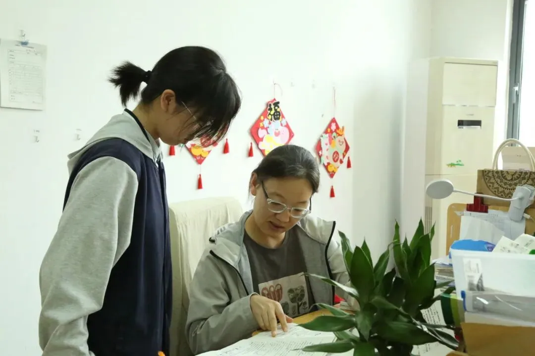 中考加油丨六月砺锋芒,提笔赴荣光-第43张图片-四季读书网 中考加油丨六月砺锋芒,提笔赴荣光-第43张图片-四季读书网
