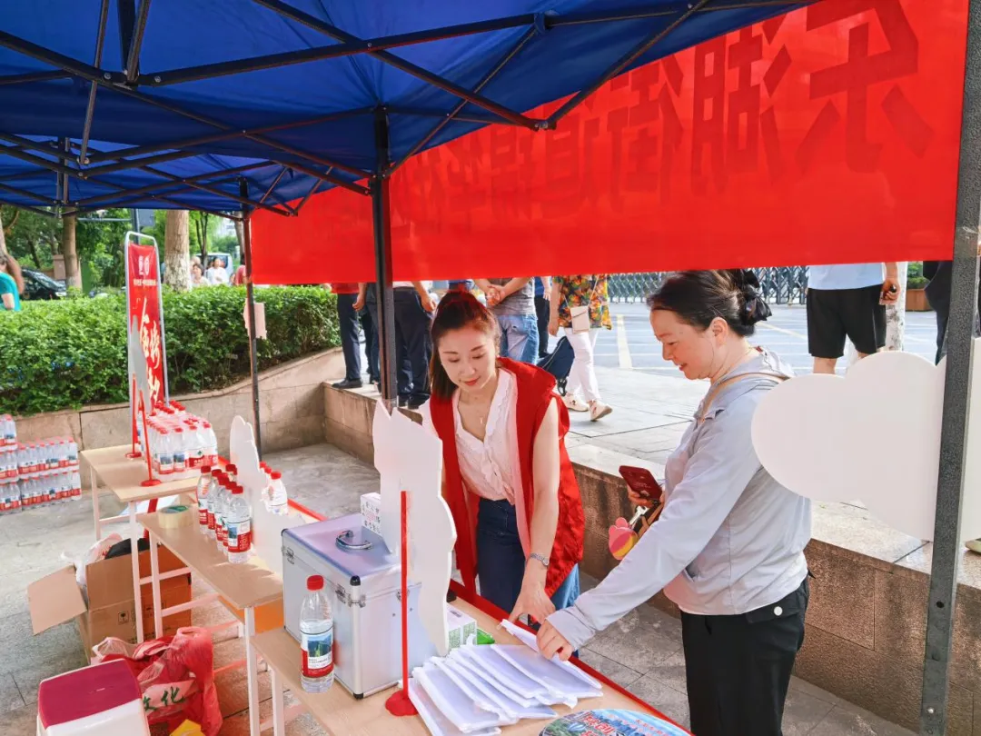 乘风破浪冲中考 全力以赴创辉煌——中考志愿服务活动-第22张图片-四季读书网 乘风破浪冲中考 全力以赴创辉煌——中考志愿服务活动-第22张图片-四季读书网