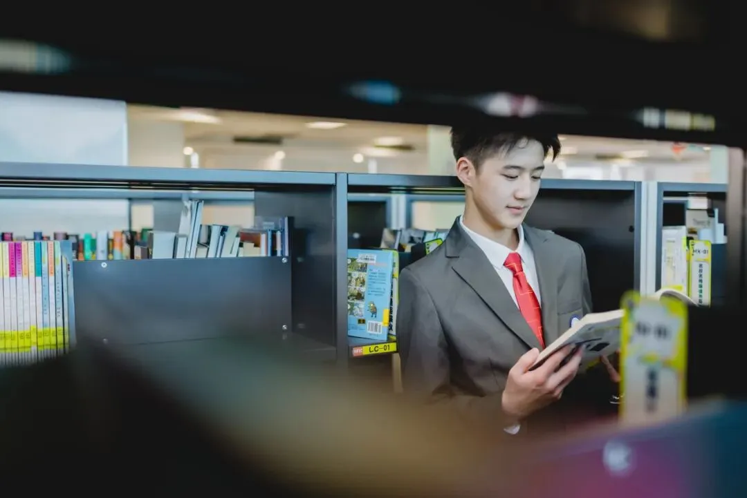 中考后别空坐等待分数公布!曲江这所高中的师资及硬件,可能要刷新你的认知-第10张图片-四季读书网 中考后别空坐等待分数公布!曲江这所高中的师资及硬件,可能要刷新你的认知-第10张图片-四季读书网