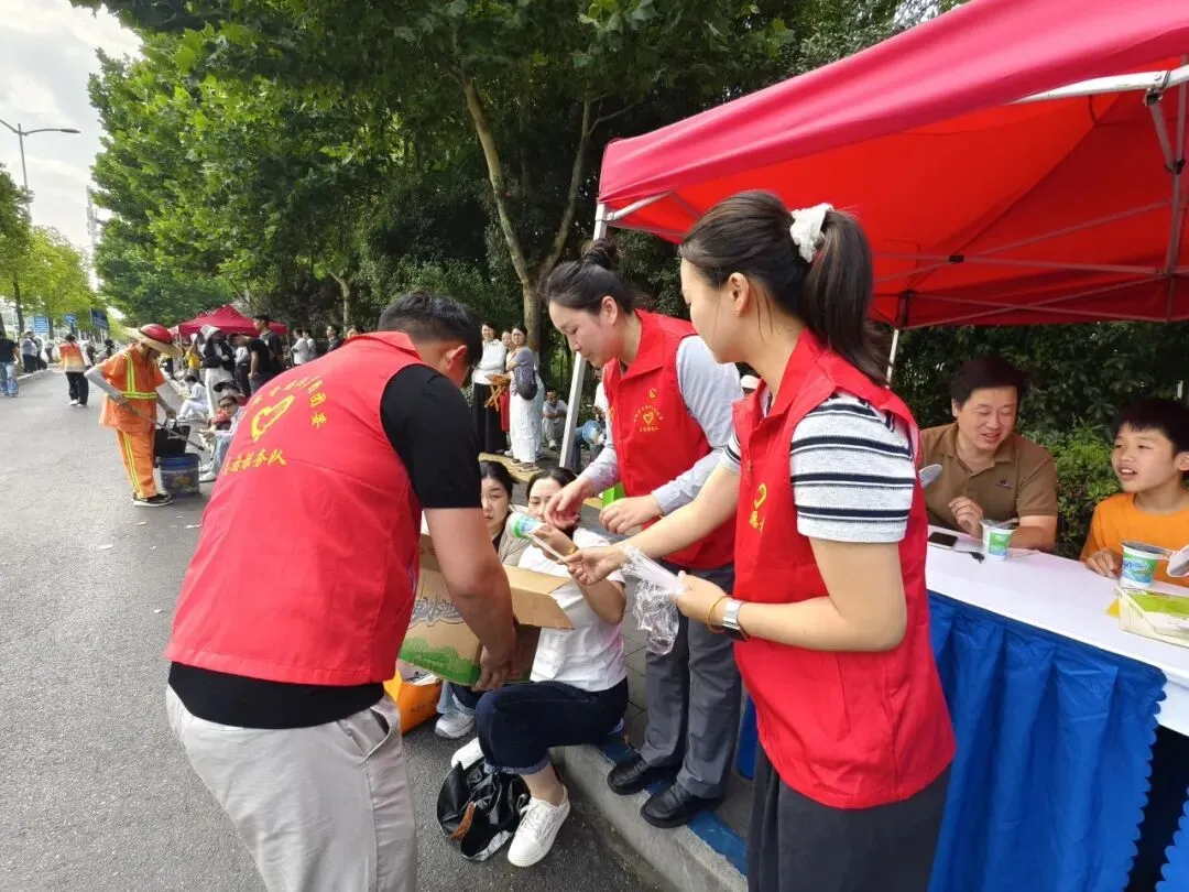 【北幼•团支部】助力中考 为爱护航 ——合肥幼教集团北岗花园幼儿园团支部开展爱心助考志愿服务活动-第16张图片-四季读书网 【北幼•团支部】助力中考 为爱护航 ——合肥幼教集团北岗花园幼儿园团支部开展爱心助考志愿服务活动-第16张图片-四季读书网