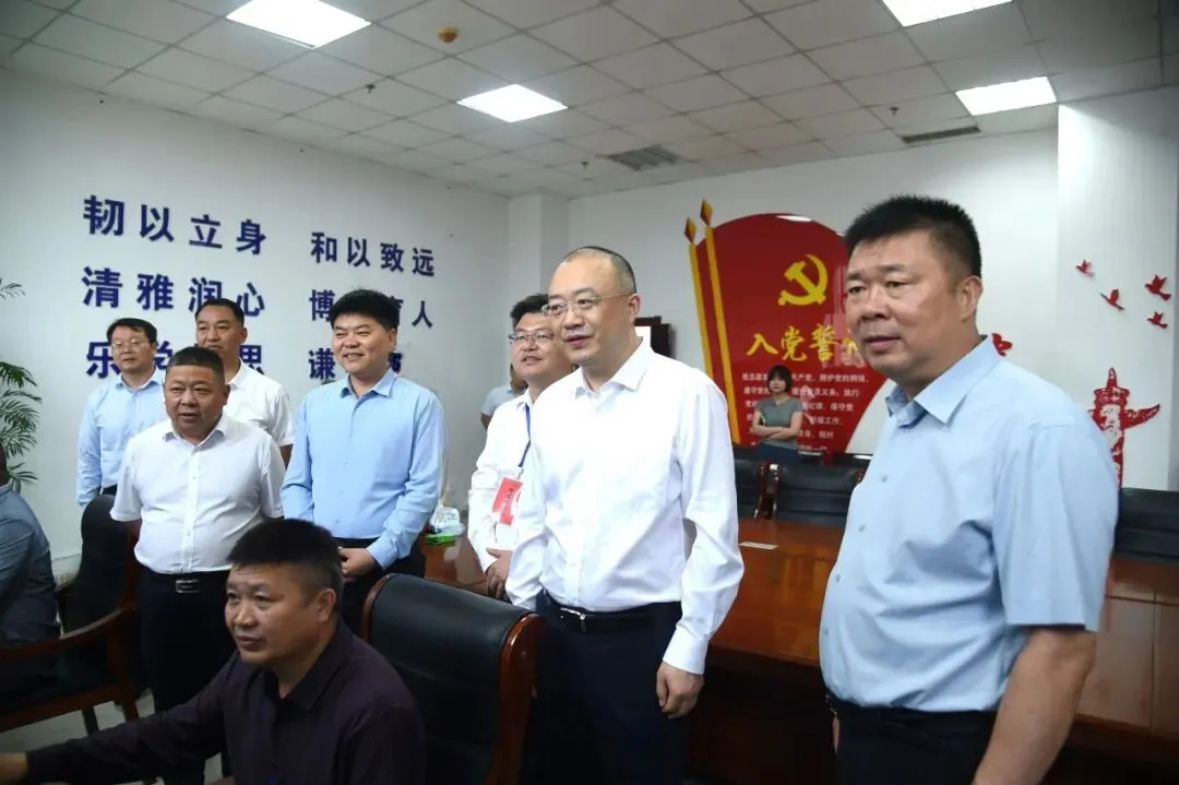县领导检查中考服务保障工作-第3张图片-四季读书网 县领导检查中考服务保障工作-第3张图片-四季读书网