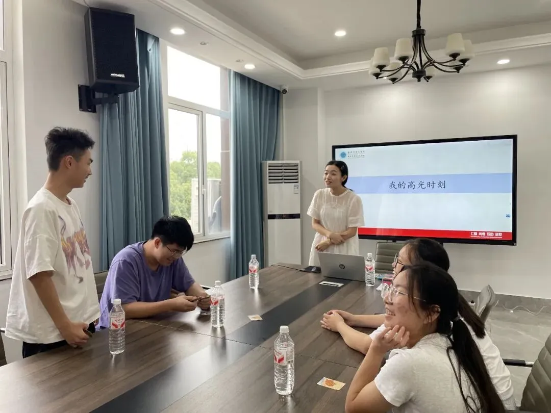 减压赋能,筑梦远航——望河社区开展中考考前心理辅导暨志愿填报防诈宣传活动-第8张图片-四季读书网 减压赋能,筑梦远航——望河社区开展中考考前心理辅导暨志愿填报防诈宣传活动-第8张图片-四季读书网