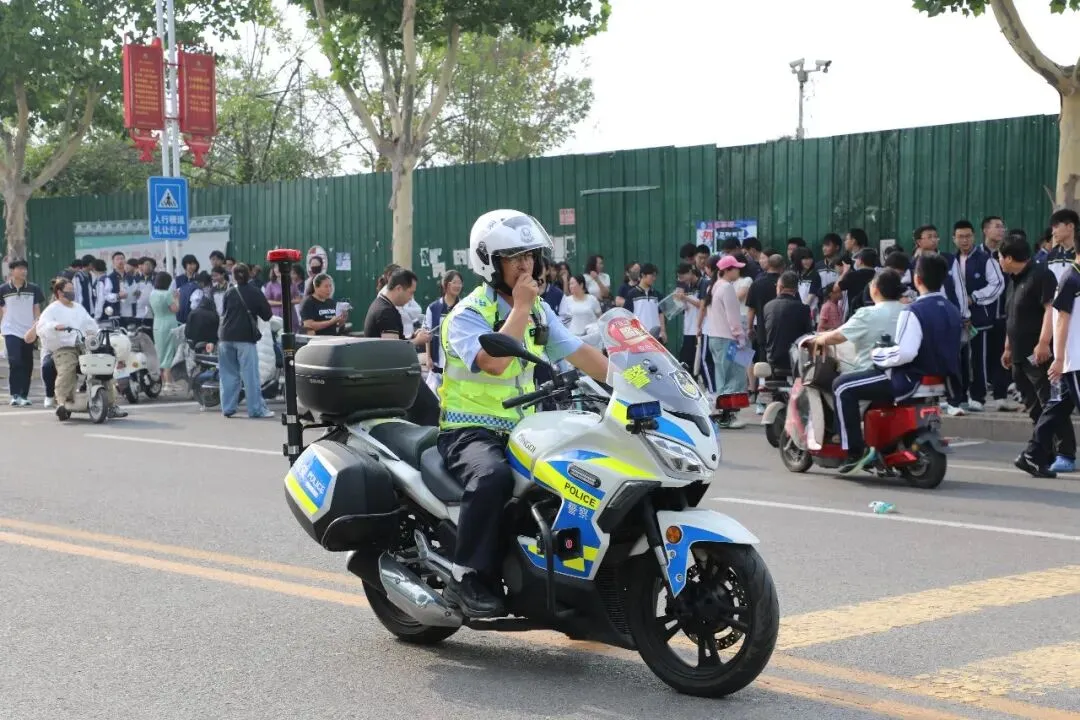 沾化2026中考圆满收官!逐梦路上 全城保驾护航-第13张图片-四季读书网 沾化2026中考圆满收官!逐梦路上 全城保驾护航-第13张图片-四季读书网