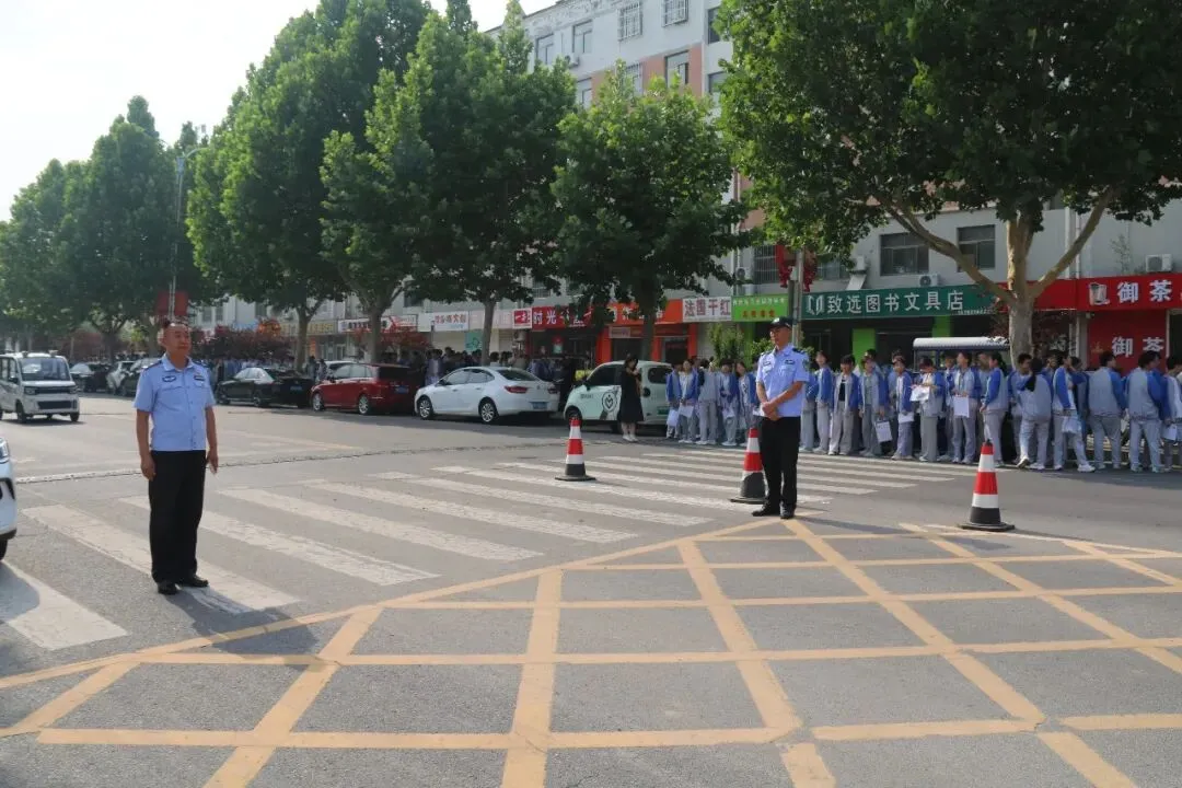 沾化2026中考圆满收官!逐梦路上 全城保驾护航-第18张图片-四季读书网 沾化2026中考圆满收官!逐梦路上 全城保驾护航-第18张图片-四季读书网