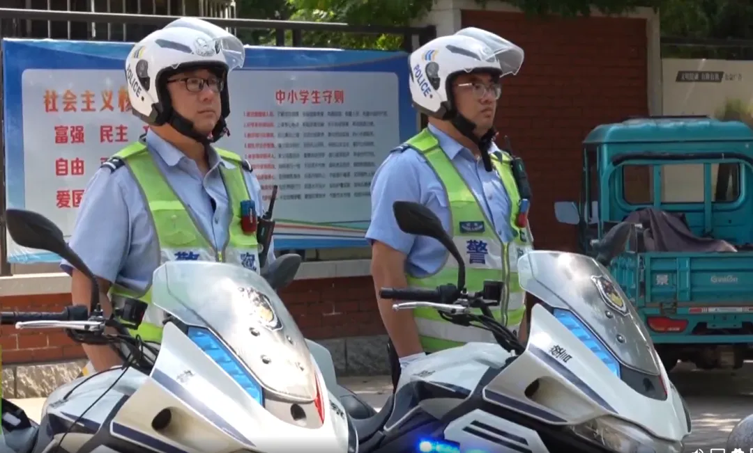 志愿服务|乳山市“青春逐梦 暖心助考”中考志愿服务圆满落幕!-第13张图片-四季读书网