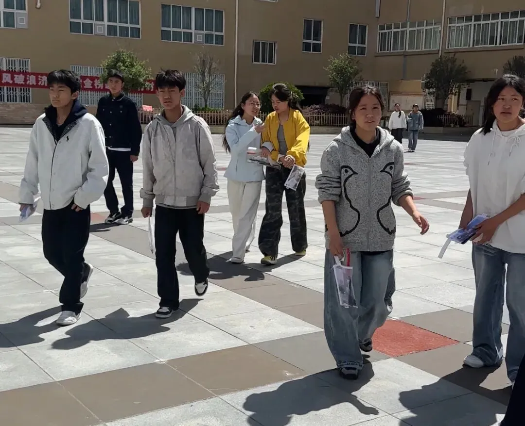 2026年雅江中考完美收官,少年奔向下一场山海-第2张图片-四季读书网