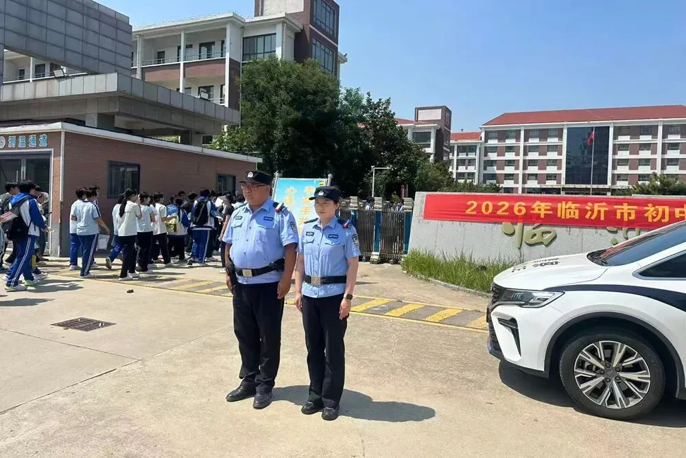 “警”随中考,“试”不可挡!-第20张图片-四季读书网 “警”随中考,“试”不可挡!-第20张图片-四季读书网