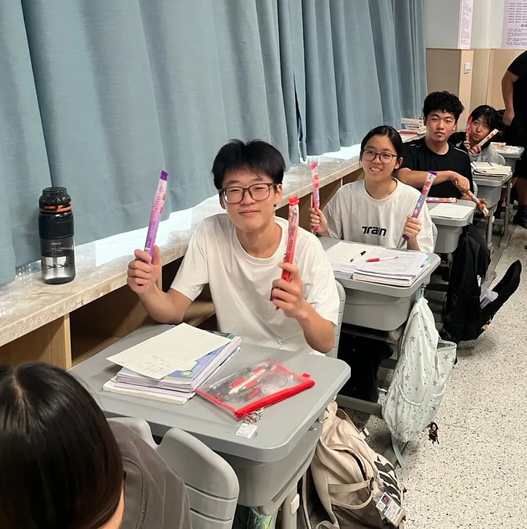 中考特辑 l 梅里少年,请上马!这份专属宠爱已备好,只等你乘风破浪.-第40张图片-四季读书网