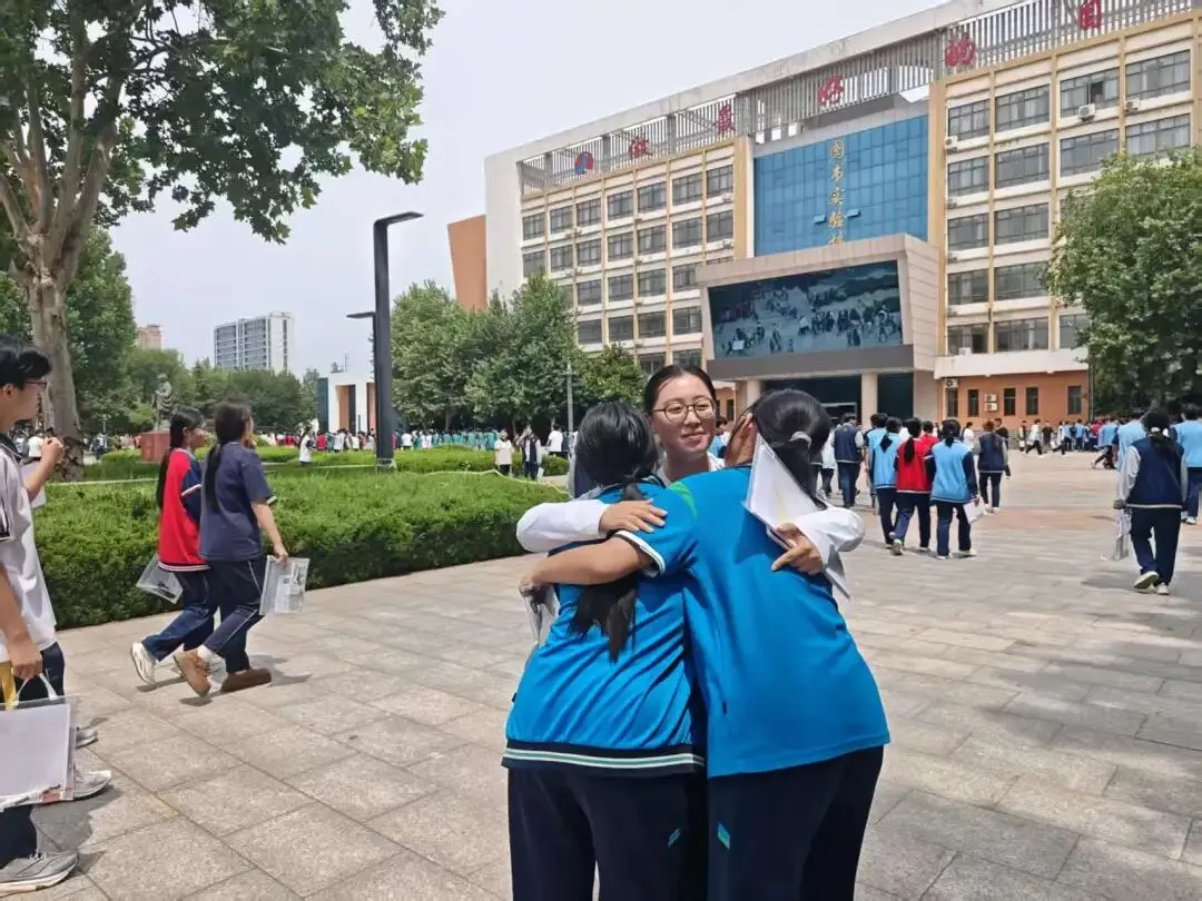 中考收官!合笔如愿,下一站见!-第29张图片-四季读书网