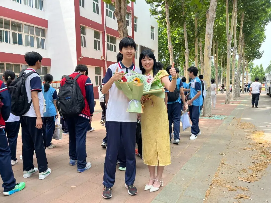 中考收官!合笔如愿,下一站见!-第39张图片-四季读书网