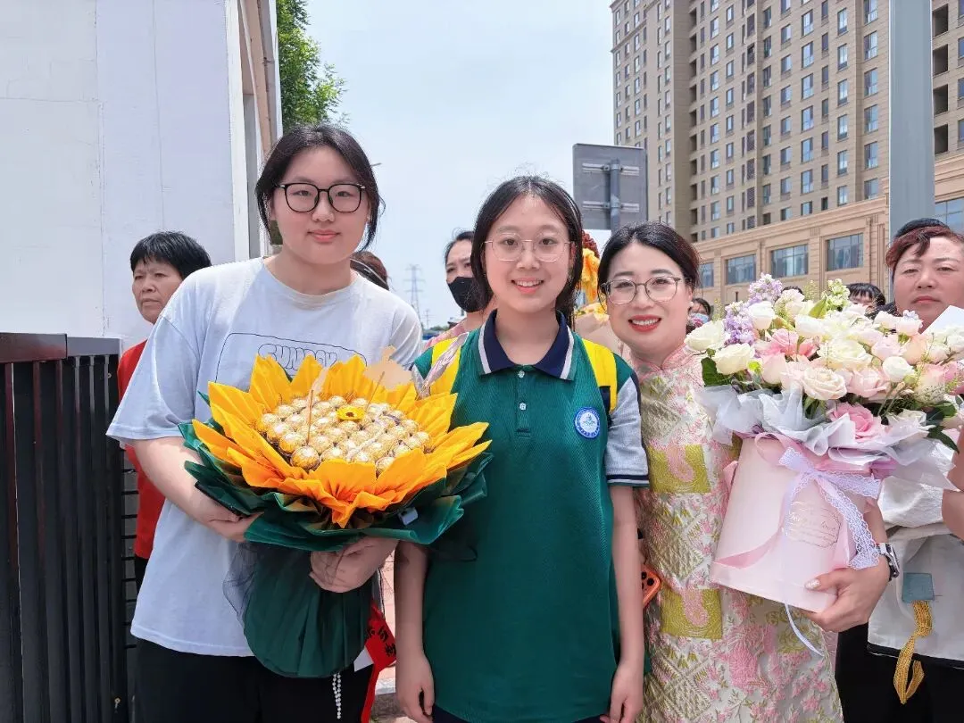 中考收官!合笔如愿,下一站见!-第44张图片-四季读书网