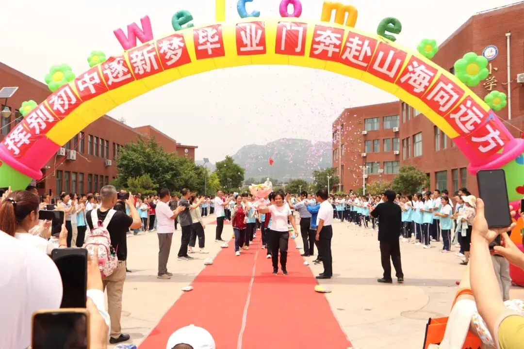 中考落幕!一起定格青春美好瞬间~-第27张图片-四季读书网 中考落幕!一起定格青春美好瞬间~-第27张图片-四季读书网