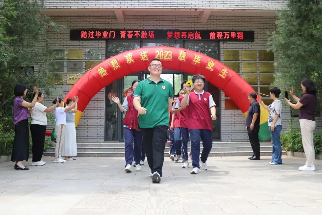 中考落幕!一起定格青春美好瞬间~-第30张图片-四季读书网 中考落幕!一起定格青春美好瞬间~-第30张图片-四季读书网