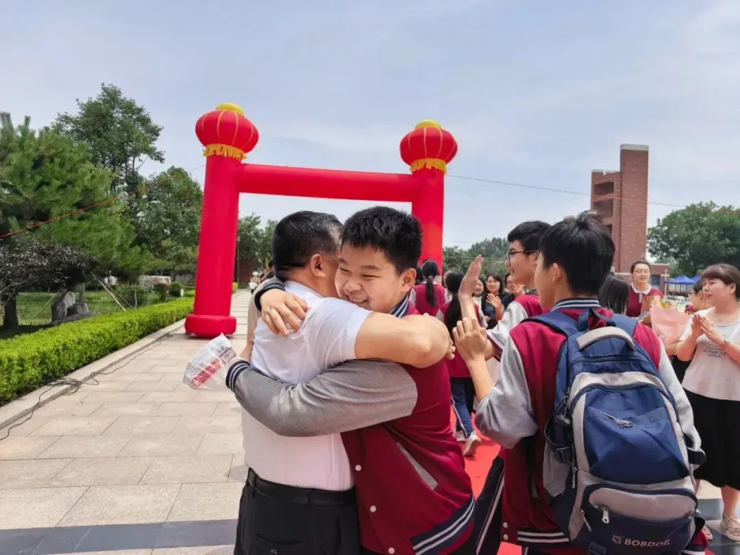 中考落幕!一起定格青春美好瞬间~-第35张图片-四季读书网 中考落幕!一起定格青春美好瞬间~-第35张图片-四季读书网