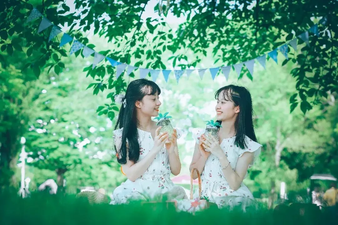 中考考上重点,她奖励了苹果手机,然后一切崩了-第4张图片-四季读书网 中考考上重点,她奖励了苹果手机,然后一切崩了-第4张图片-四季读书网