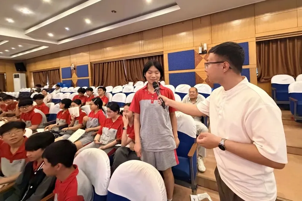 解码焦虑,迎战中考|宏达学校开展九年级中考前心态调适活动-第3张图片-四季读书网