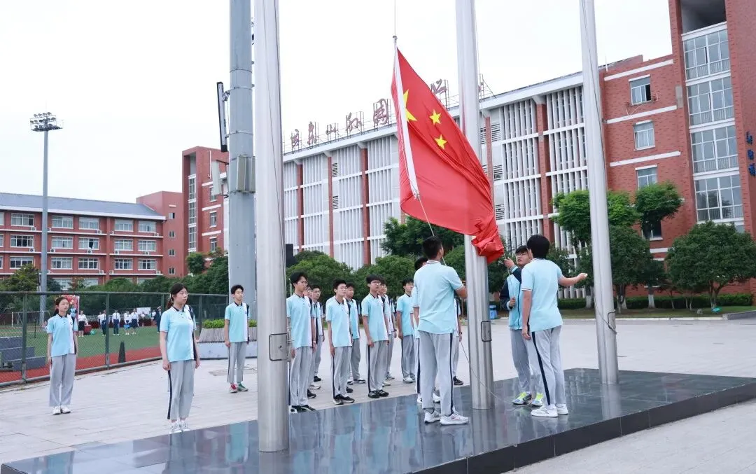 中考壮行仪式|挥毫中考,落笔生花!热血出征,实力出“粽”!-第40张图片-四季读书网