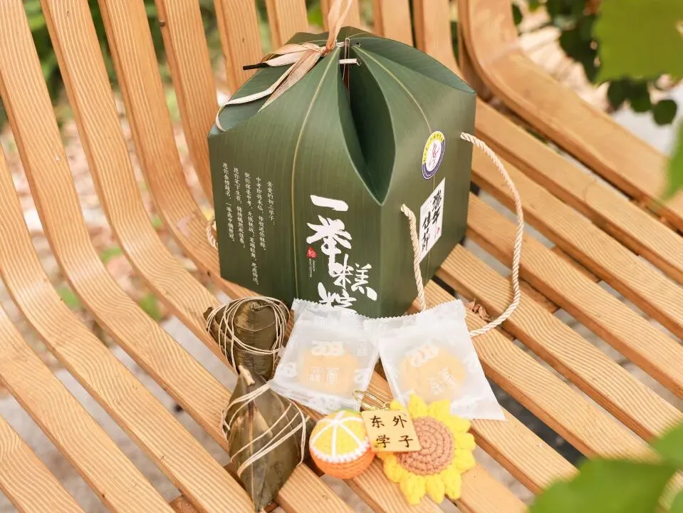 中考壮行仪式|挥毫中考,落笔生花!热血出征,实力出“粽”!-第71张图片-四季读书网