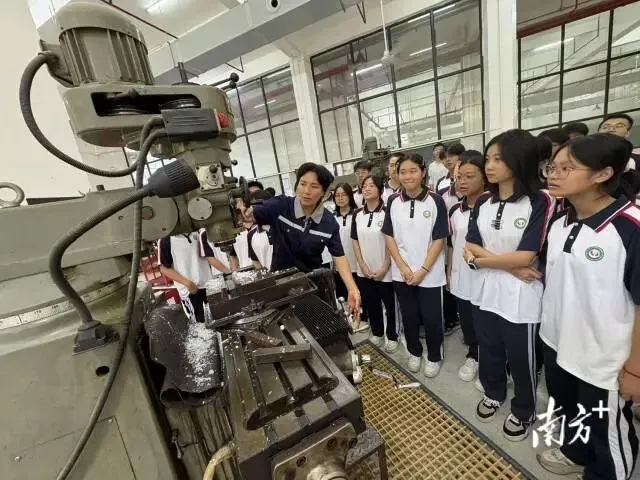 中考877分,阳江这名学生为何选择上职高?-第4张图片-四季读书网 中考877分,阳江这名学生为何选择上职高?-第4张图片-四季读书网