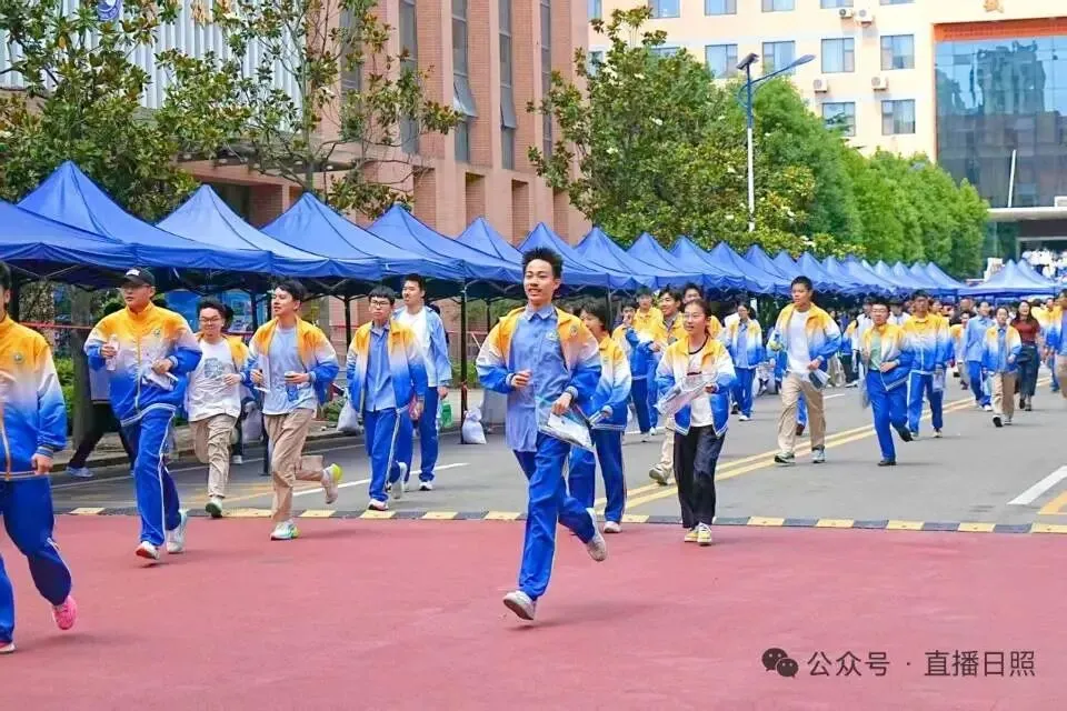 中考结束,接续奋斗---实验高中欢迎你-第10张图片-四季读书网