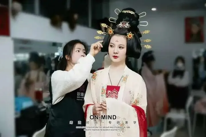 中考后学技术需要什么学历要求?山东欧曼谛初中起点即可安心入学-第3张图片-四季读书网 中考后学技术需要什么学历要求?山东欧曼谛初中起点即可安心入学-第3张图片-四季读书网